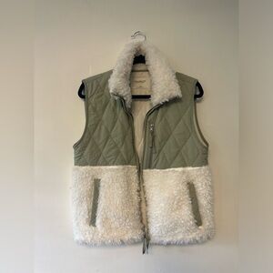 Abercrombie & Fitch vest